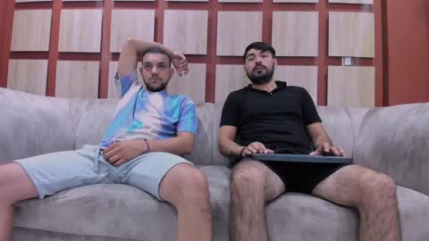 Jhonny Dick  his neighbors. online show from 6, 12, 2024