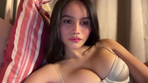 Snapshot of webcammaggie chatting on 15, 11, 2025 Maggie online show from 15, 11, 2025