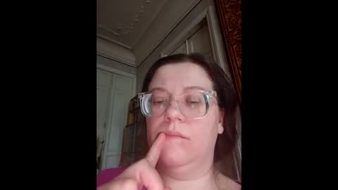 Marina online show from 9, 4, 2026