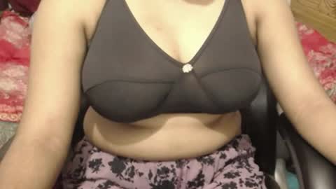 mina online show from 7, 8, 2026