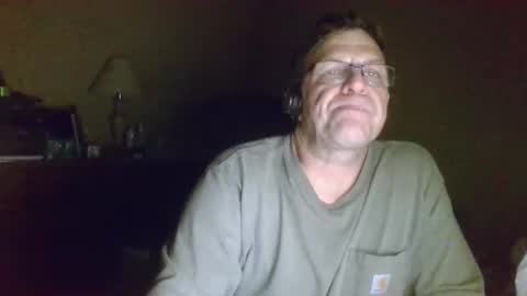 Snapshot of welderod chatting on 4, 5, 2026 welderod online show from 4, 5, 2026