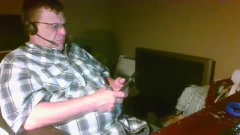 Snapshot of welderod chatting on 6, 5, 2026 welderod online show from 6, 5, 2026