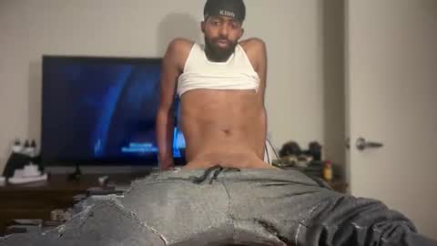 Snapshot of wellpackaged_ chatting on 5, 5, 2026 Langston online show from 5, 5, 2026