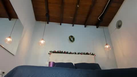 Snapshot of wendolyn_orange69_ chatting on 24, 11, 2025 Wendolyn online show from 24, 11, 2025