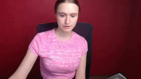 Snapshot of wendy_say_ chatting on 12, 12, 2024 Wendy online show from 12, 12, 2024