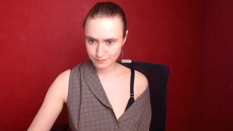 Snapshot of wendy_say_ chatting on 5, 2, 2025 Wendy online show from 5, 2, 2025