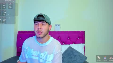 wendyyhot69 online show from 9, 2, 2026