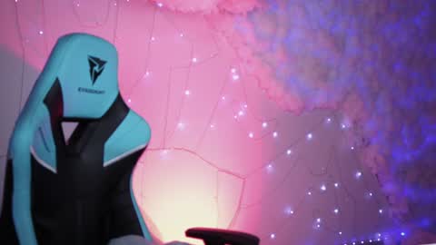 little girl who is always rightLisa online show from 18, 12, 2024