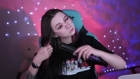 little girl who is always rightLisa online show from 21, 12, 2024