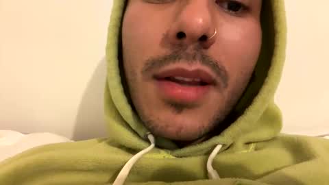 Snapshot of wet1wood chatting on 16, 10, 2025 wet1wood online show from 16, 10, 2025