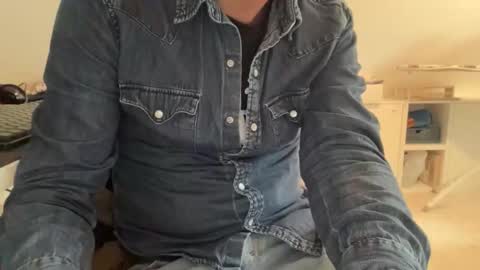 wet_adidasboy online show from 26, 9, 2025