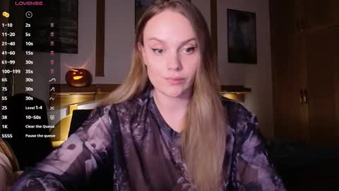 Lana online show from 17, 10, 2025