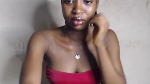 Snapshot of wet_pussy200 chatting on 5, 5, 2026 Bella online show from 5, 5, 2026