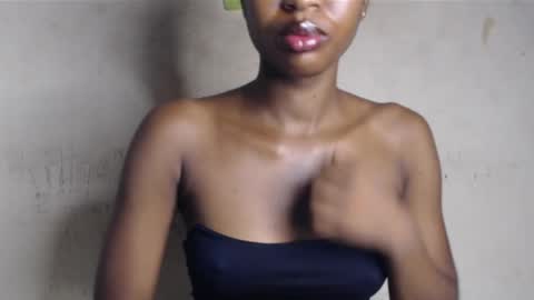 Snapshot of wet_pussy200 chatting on 10, 5, 2026 Bella online show from 10, 5, 2026