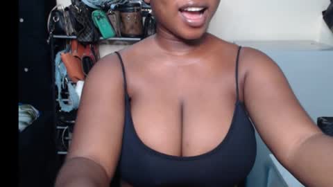 Snapshot of wet_xxpussy55 chatting on 7, 11, 2025 Sonia online show from 7, 11, 2025