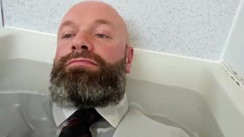 wetclothes87 online show from 7, 11, 2025