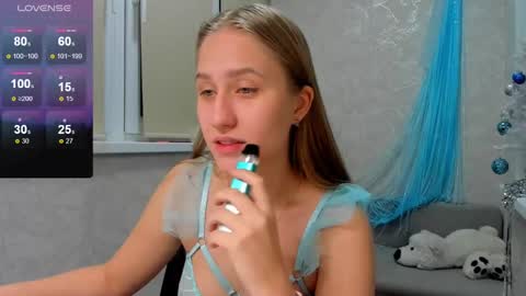 Snapshot of wetcrybaby chatting on 1, 1, 2025 Sonya online show from 1, 1, 2025
