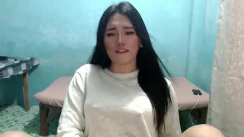 Snapshot of wetdreamasiax chatting on 27, 5, 2026 jess online show from 27, 5, 2026