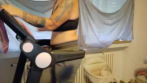 Snapshot of wetgerman2 chatting on 26, 9, 2025 Wetgerman online show from 26, 9, 2025