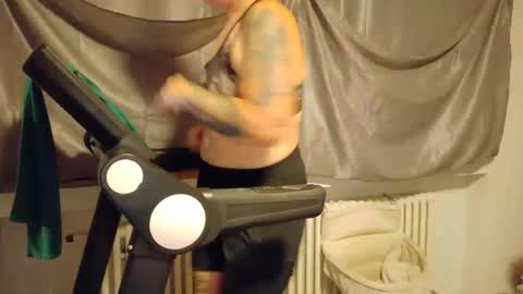 Snapshot of wetgerman2 chatting on 1, 10, 2025 Wetgerman online show from 1, 10, 2025