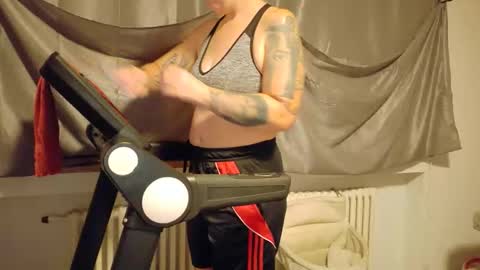 Snapshot of wetgerman2 chatting on 3, 11, 2025 Wetgerman online show from 3, 11, 2025