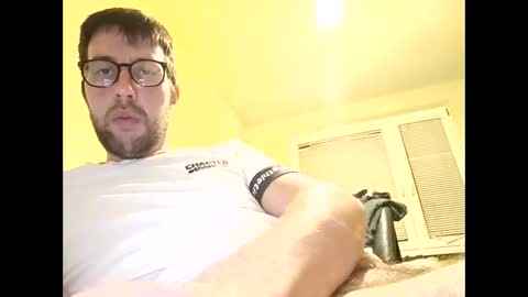 Snapshot of whatwouldyouliketosee chatting on 17, 10, 2025 stoffy online show from 17, 10, 2025