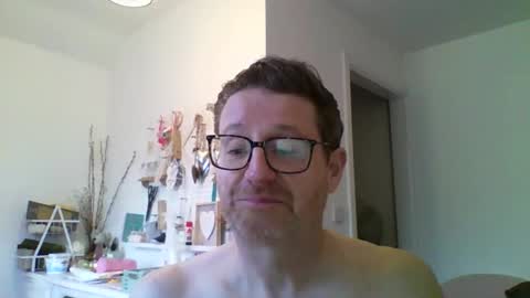 wheelbarrow70 online show from 18, 4, 2026