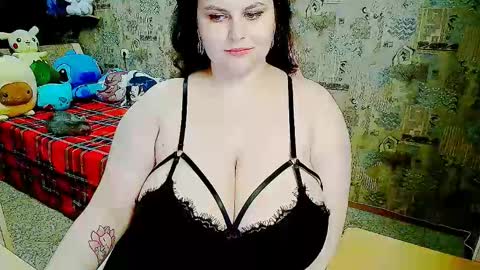 whisperinthedarkk online show from 16, 12, 2025