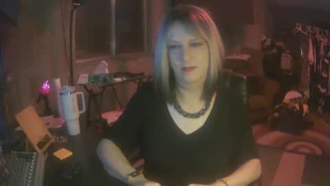 Snapshot of whisperlace chatting on 12, 1, 2025 Whisper online show from 12, 1, 2025