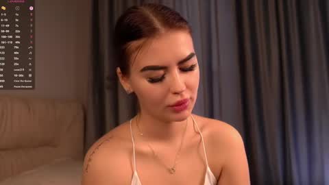 Snapshot of whisperlure chatting on 23, 5, 2026 Zozo online show from 23, 5, 2026