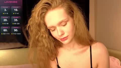 Snapshot of whispermurmur chatting on 18, 12, 2025 whispermurmur online show from 18, 12, 2025