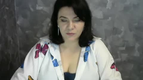 Snapshot of white__queen_ chatting on 22, 7, 2026 white__queen_ online show from 22, 7, 2026