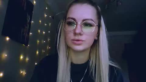 whitehex666 online show from 7, 1, 2026