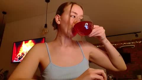 Snapshot of whiteprincessluna chatting on 6, 10, 2025 You wont find me here on Saturdays and Sundays online show from 6, 10, 2025