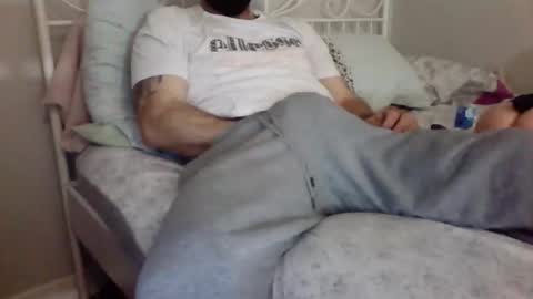 Snapshot of whitestellon chatting on 10, 5, 2026 Whitestallions Room online show from 10, 5, 2026