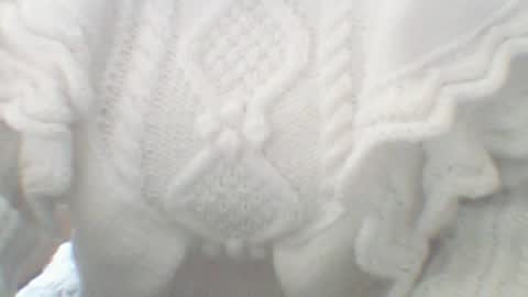 Snapshot of whitesweater chatting on 20, 2, 2025 whitesweater online show from 20, 2, 2025