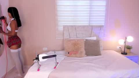 Snapshot of whitney_lexx chatting on 15, 7, 2026 whitney online show from 15, 7, 2026