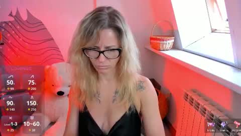 Snapshot of whitneypunnch chatting on 6, 7, 2026 whitneypunnch online show from 6, 7, 2026
