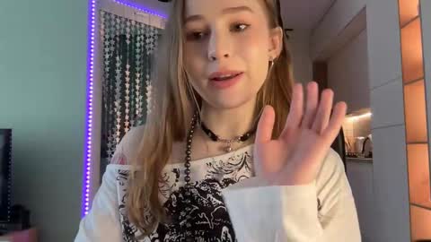 Alisa online show from 15, 1, 2025