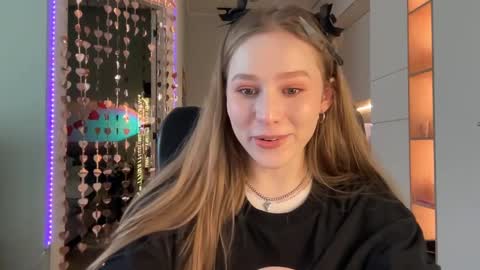 Alisa online show from 2, 3, 2025