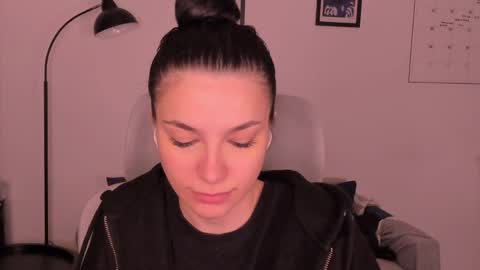 whoislulu online show from 14, 4, 2026