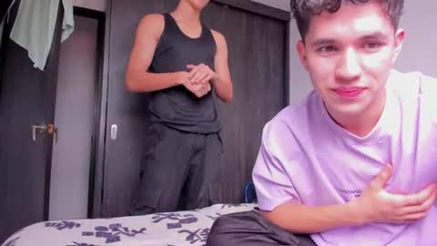 whos_he online show from 3, 12, 2025