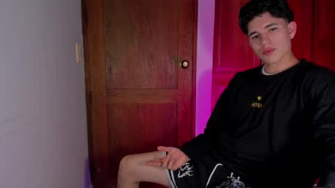 whos_he online show from 11, 1, 2026