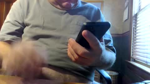 Snapshot of whydog chatting on 1, 12, 2025 whydog online show from 1, 12, 2025