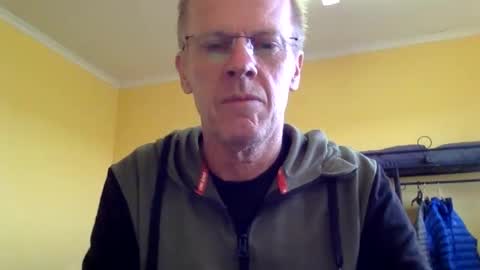 whynotfly1 online show from 11, 10, 2025