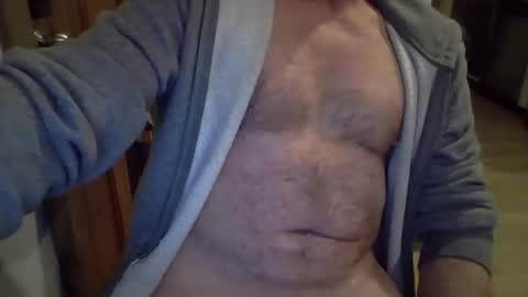 Snapshot of wicker5150 chatting on 15, 11, 2025 wicker5150 online show from 15, 11, 2025