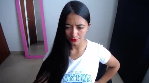 Ilauren online show from 11, 2, 2025