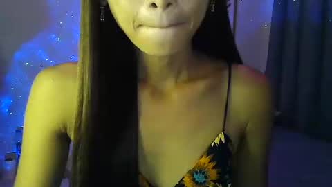 Snapshot of wild_flowerx21 chatting on 10, 1, 2025 Analyn online show from 10, 1, 2025