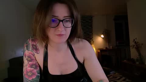 Snapshot of wild_peony chatting on 13, 2, 2025 wild_peony online show from 13, 2, 2025