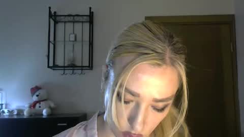 Alina online show from 1, 2, 2025